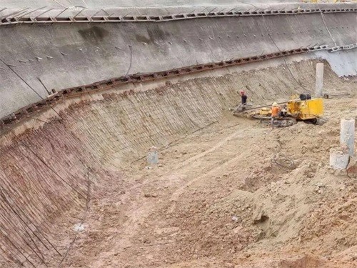 安图基坑边坡加固